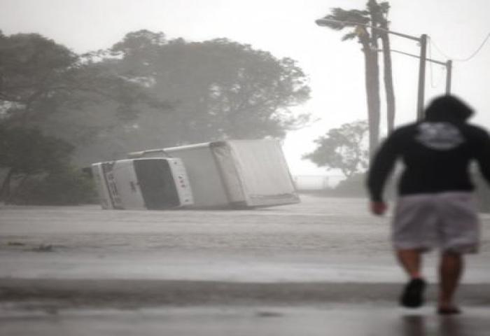 Badai Irma Terjang Florida